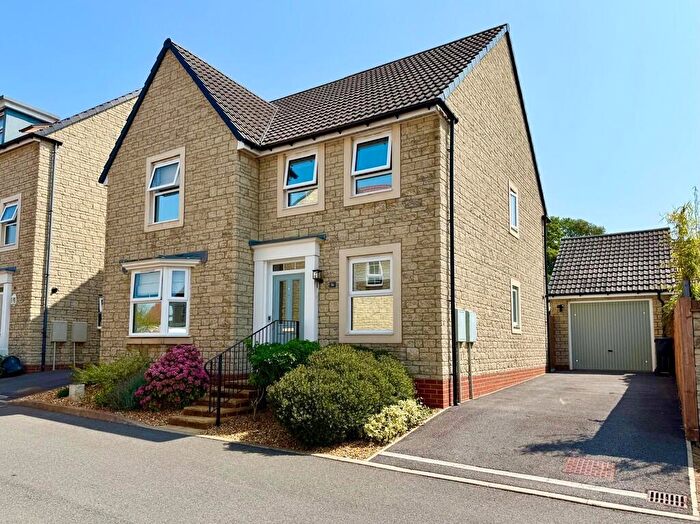 4 Bedroom Detached House For Sale In Brandown Close, Temple Cloud, BS39