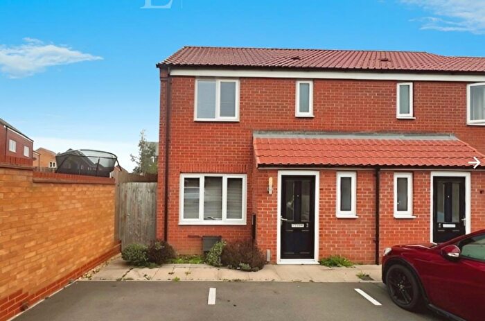 3 Bedroom Semi-Detached House To Rent In Kronos Close, Stanground South, Peterborough, PE2