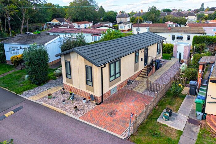 2 Bedroom Mobile Home For Sale In Brook Way, St. Ives, PE27