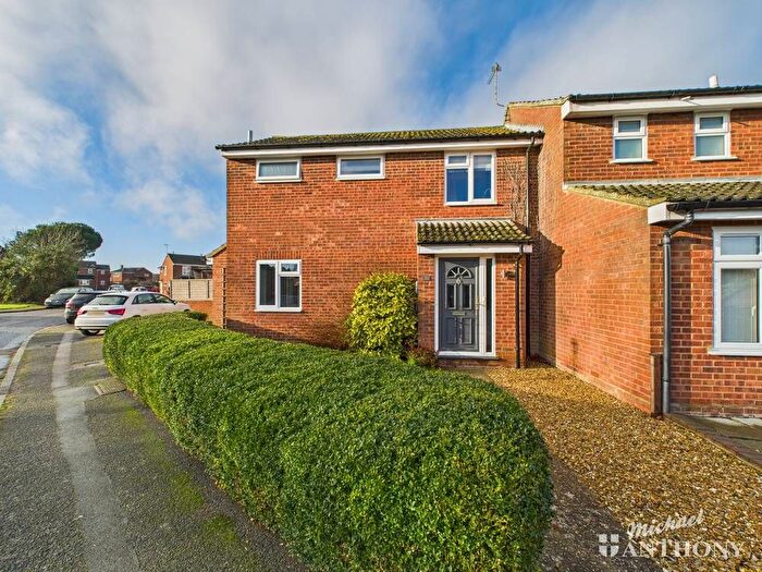 3 Bedroom End Terrace House For Sale In Twelve Leys, Wingrave, Aylesbury, Buckinghamshire, HP22