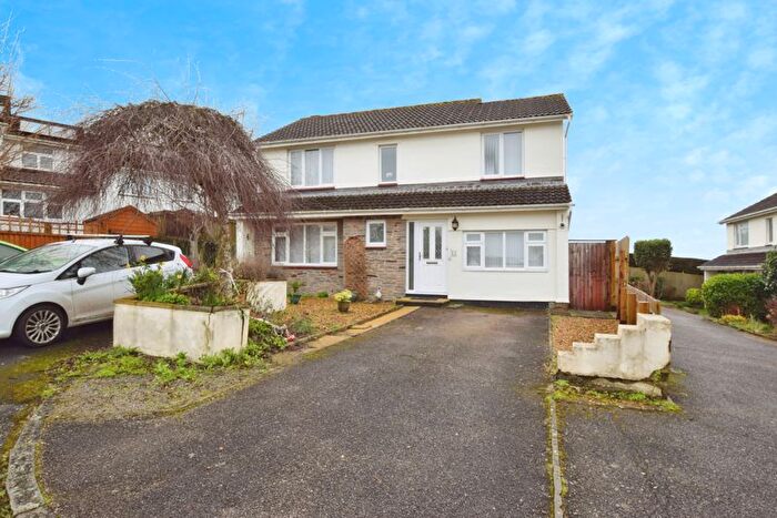 4 Bedroom Detached House For Sale In Wrefords Close, Exeter, EX4