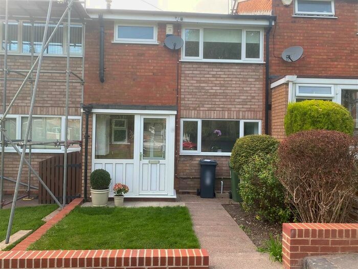 3 Bedroom Terraced House To Rent In Burnside Gardens, Walsall, WS5