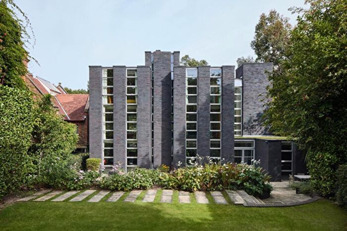 5 Bedroom Detached House For Sale In Shreiber House, NW3