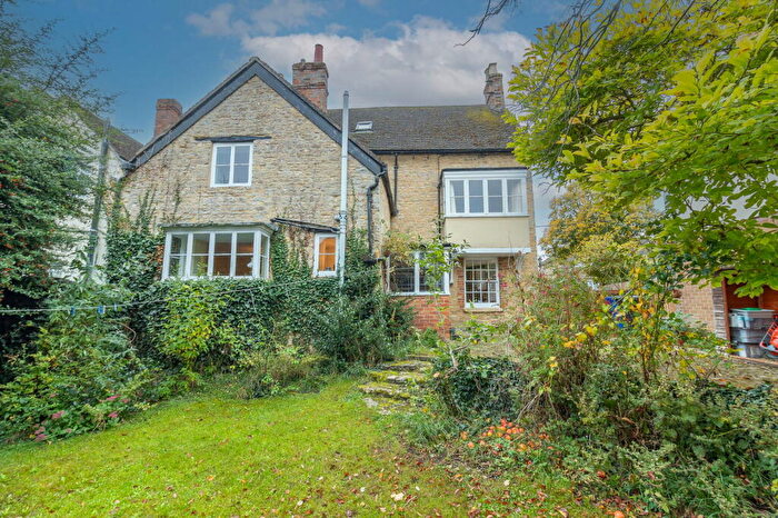 5 Bedroom Semi-Detached House For Sale In High Street, Potterspury, Towcester, Northamptonshire, NN12