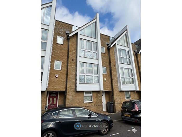 3 Bedroom Terraced House To Rent In Granville Street, Dover, CT16