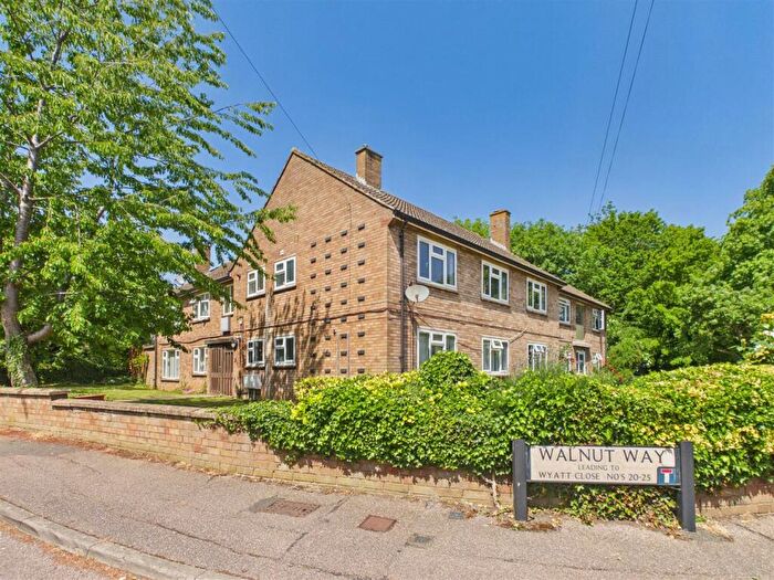2 Bedroom Flat To Rent In Walnut Way, Ickleford, Hitchin, SG5