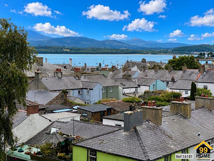 4 Bedroom Duplex For Sale In Crofton House, Beaumaris, Anglesey, LL58