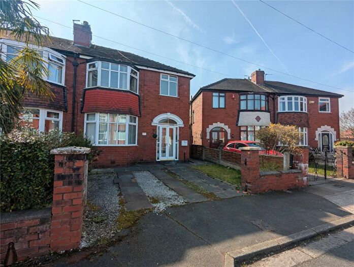 3 Bedroom Semi-Detached House For Sale In Galloway Drive, Clifton, Swinton, Manchester, M27
