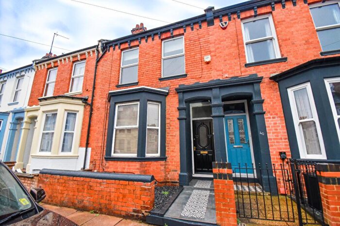 3 Bedroom Terraced House To Rent In Lutterworth Road, Northampton, NN1