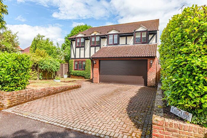 4 Bedroom Detached House For Sale In Pyrford, Surrey, GU22