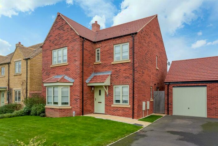 4 Bedroom Detached House For Sale In Glass House Road, Mickleton, GL55