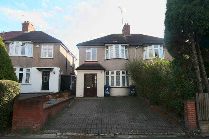 3 Bedroom Property To Rent In Greenford Road, Greenford, UB6