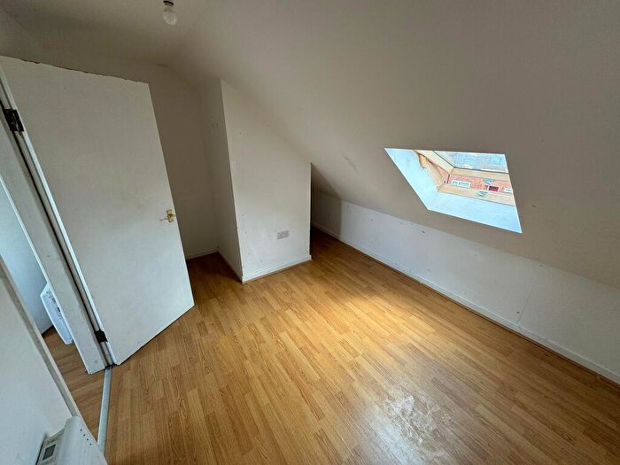 1 Bedroom Apartment To Rent In Victoria Park Road, Smethwick, B66