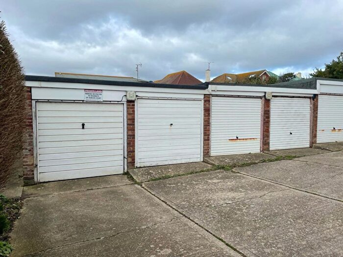 Garage / Parking To Rent In Chichester Drive East, Brighton, BN2