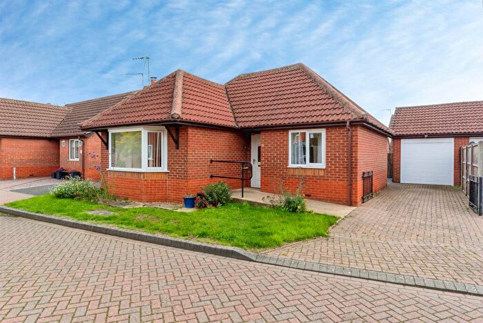 2 Bedroom Detached Bungalow For Sale In Nursery Court, Sleaford, NG34