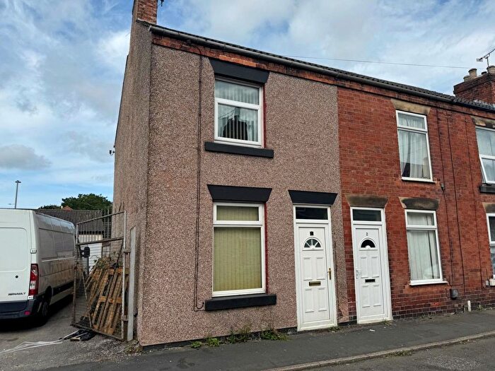 2 Bedroom End Of Terrace House For Sale In John Street, Alfreton, DE55