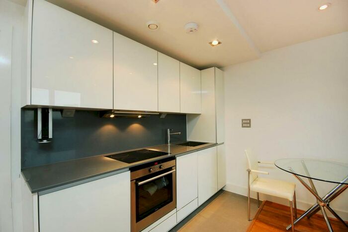 Studio To Rent In Caspian Wharf, Bow, London, E3