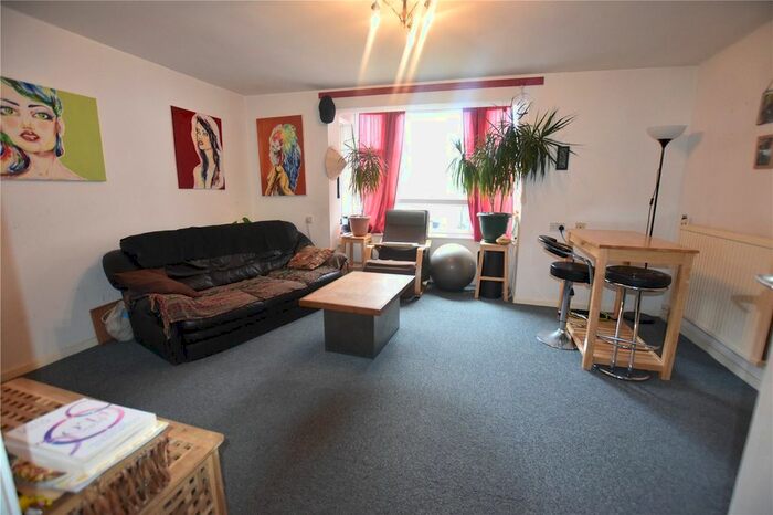1 Bedroom Flat To Rent In Grove Street, London, SE8