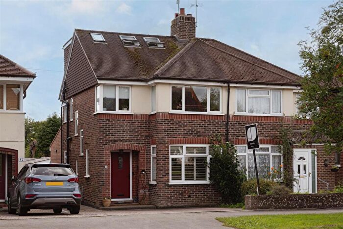3 Bedroom Semi Detached House For Sale In Prices Lane, Reigate, RH2