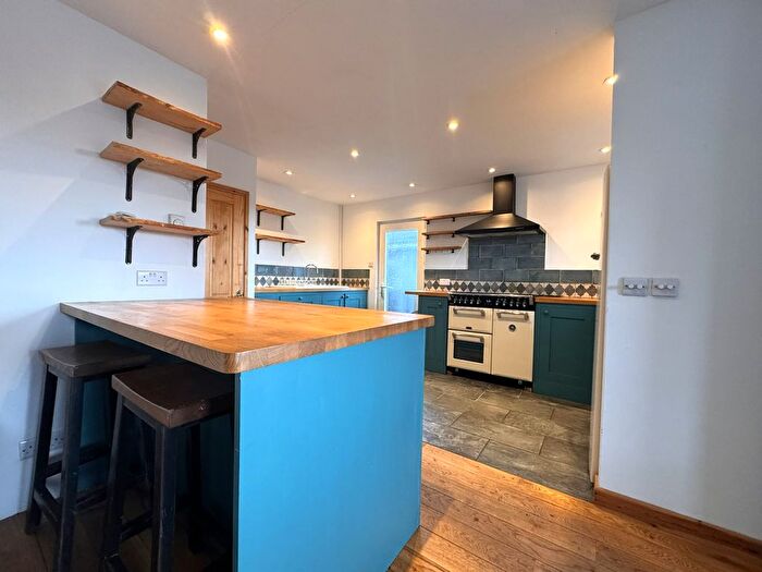 2 Bedroom Bungalow To Rent In Miles Lane, Murton, Swansea, SA3