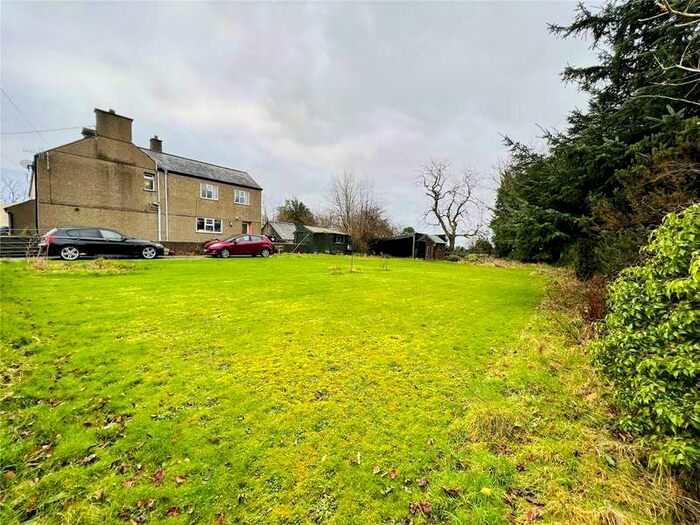 3 Bedroom End Of Terrace House For Sale In Y Ffor, Pwllheli, Gwynedd, LL53