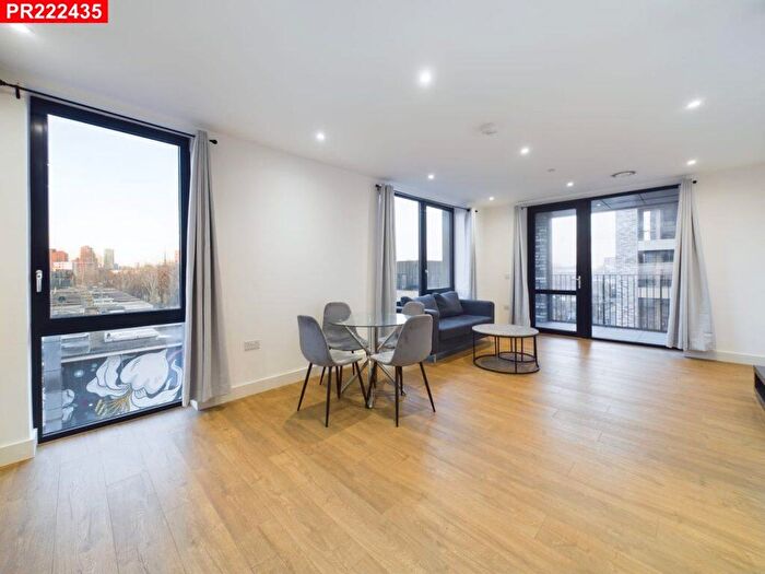 2 Bedroom Flat To Rent In Canning Town – Bedrooms Flat, E14