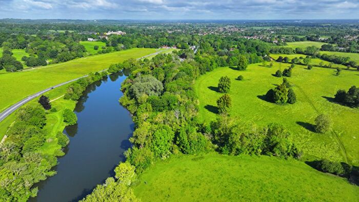 Land For Sale In Magna Carta Lane, Wraysbury, TW19