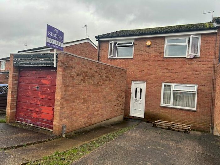 3 Bedroom Terraced House To Rent In Dudleston Close, Leicester, LE5
