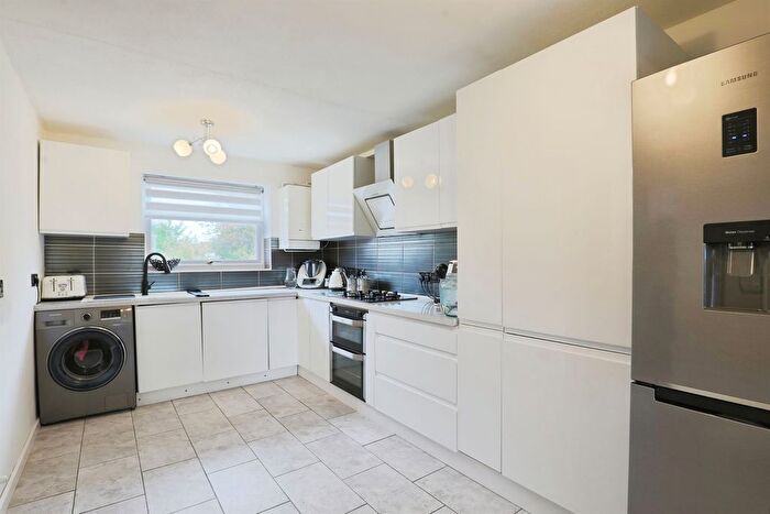 3 Bedroom Terraced House For Sale In Hastings Road, Wellesbourne, Warwick, CV35