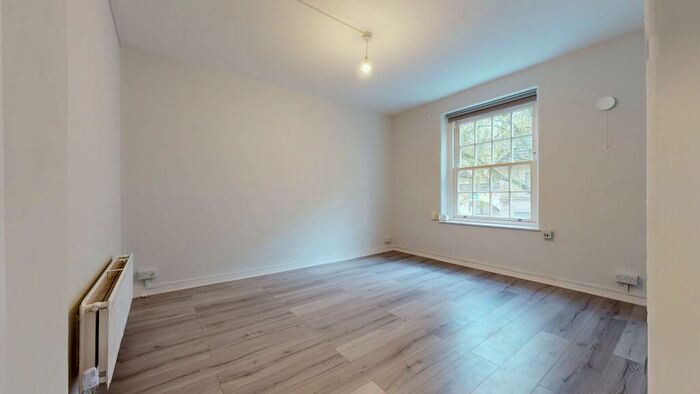 1 Bedroom Flat To Rent In Phoenix Road, NW1
