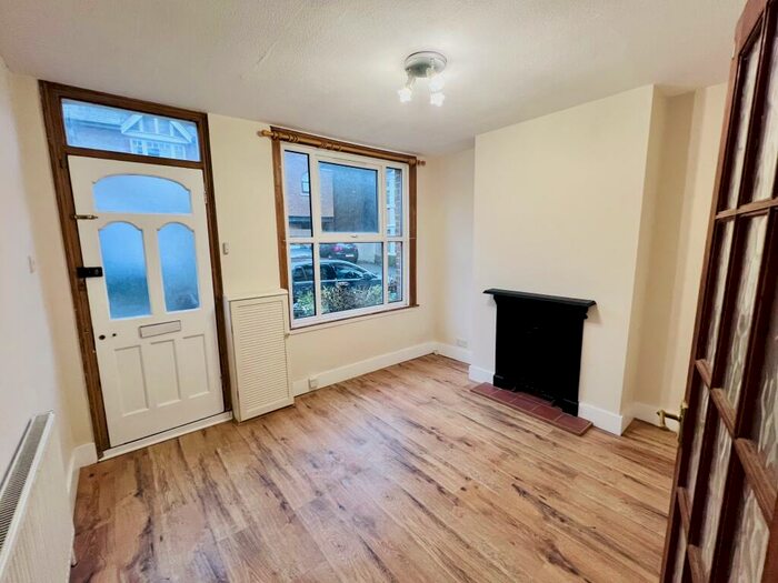 3 Bedroom House To Rent In Higham Road, Chesham, HP5