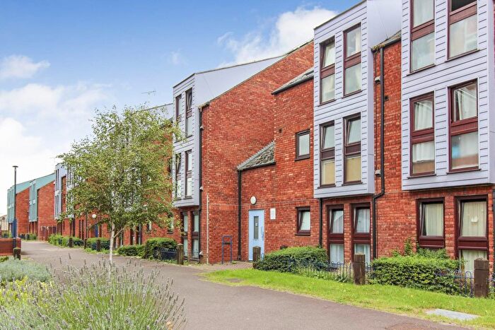 1 Bedroom Flat To Rent In Enid Blyton House, Wycliffe End, HP19