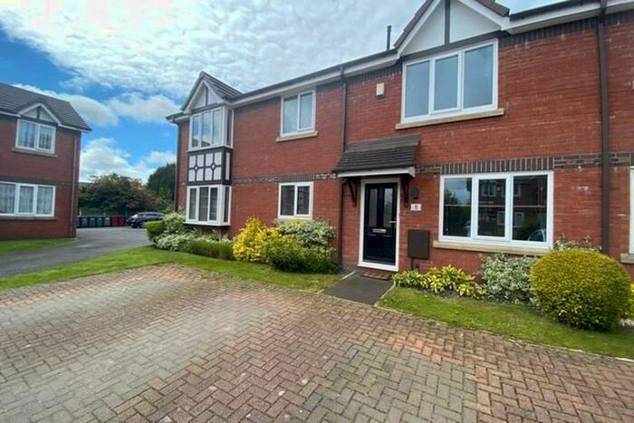 2 Bedroom Property To Rent In St Thomas Close, Blackpool, Lancashire, FY3