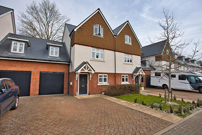 4 Bedroom Semi Detached House For Sale In Westbrook Drive, Folkestone, CT20