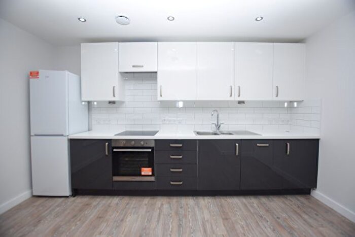 2 Bedroom Flat To Rent In Acorn Street, Sheffield, S3