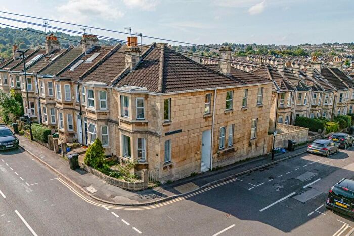 6 Bedroom House To Rent In Livingstone Terrace, Bath, BA2