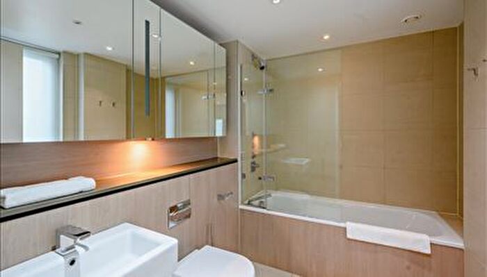 4 Bedroom Flat To Rent In Merchant Square, London, W2