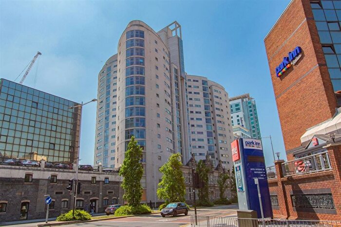 2 Bedroom Flat To Rent In Altolusso, Bute Terrace, Cardiff, CF10