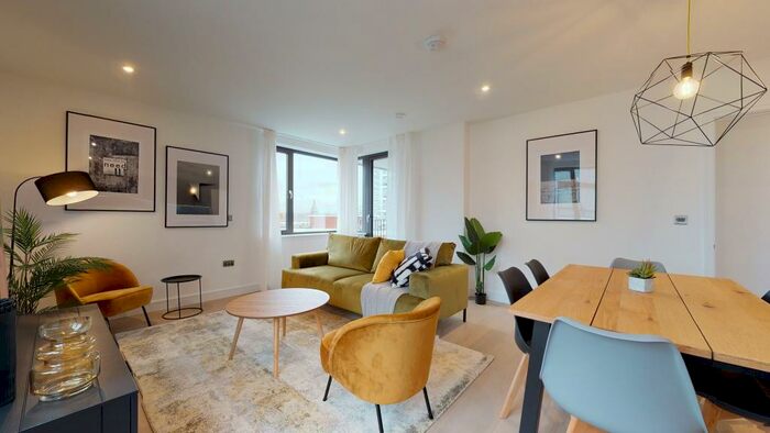 3 Bedroom Flat To Rent In Hackney Road, E2