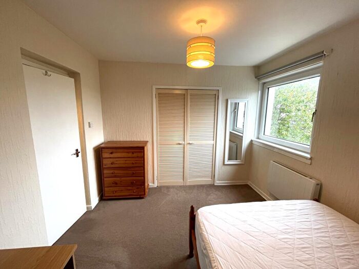2 Bedroom Flat To Rent In Auchinyell Road, Aberdeen, AB10