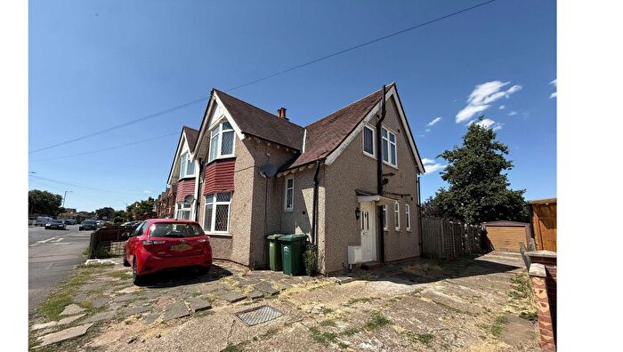 2 Bedroom Property For Sale In Feltham Road, Ashford, Greater London, TW15