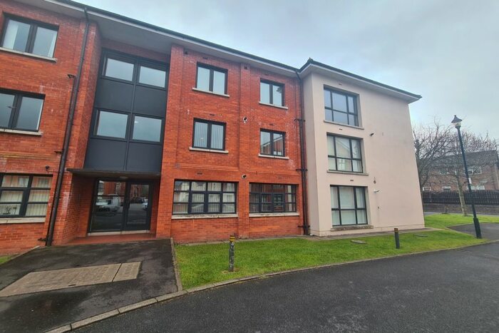 2 Bedroom Flat To Rent In Old Bakers Court, Belfast, BT6