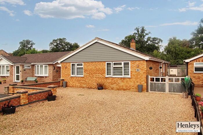 4 Bedroom Detached Bungalow For Sale In Meadow Drive, Lakenheath, IP27