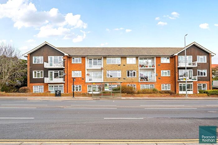 2 Bedroom Flat To Rent In Benfield Court, Old Shoreham Road, Portslade, Brighton, BN41
