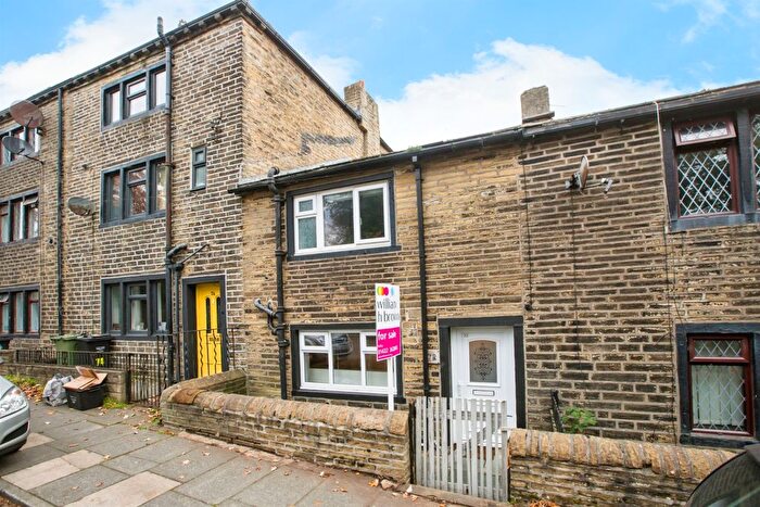 2 Bedroom Terraced House For Sale In Keighley Road, Halifax, HX2