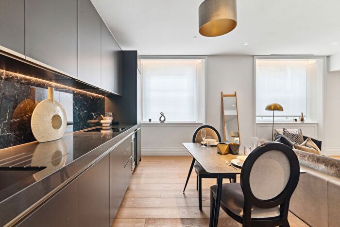 1 Bedroom Flat To Rent In Park Crescent, Marylebone, W1B