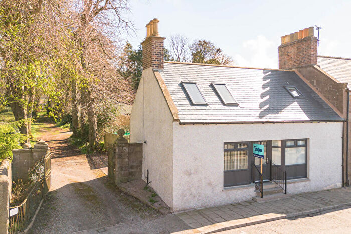 3 Bedroom End Of Terrace House For Sale In High Street, Laurencekirk, AB30