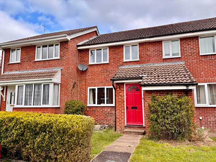 3 Bedroom Terraced House For Sale In South Wonston, Winchester, SO21