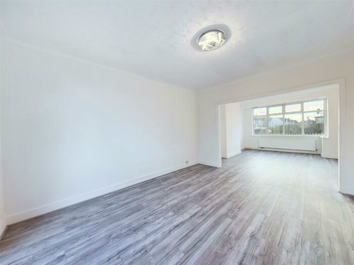 3 Bedroom Terraced House To Rent In Claremont Avenue, Harrow, HA3