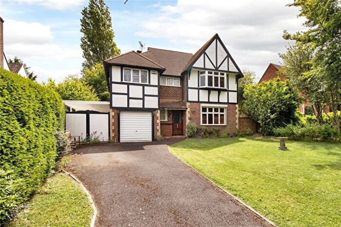 4 Bedroom Detached House For Sale In The Rise, Sevenoaks, Kent, TN13